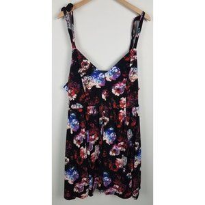 Torrid Women's Sz. 4(26) Floral Short Dress W/ Adjustable Straps & Pockets